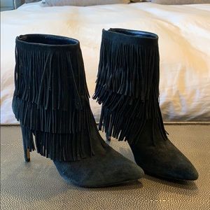 Black suede Steve Madden Fringe Boots Size 9